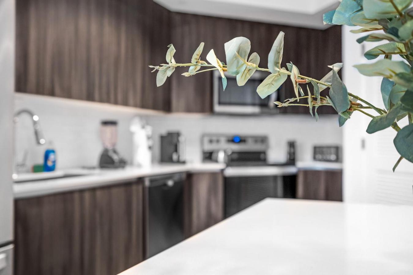 Tranquil 1 Bed Escape In Doral With Free Parking * Hialeah Gardens