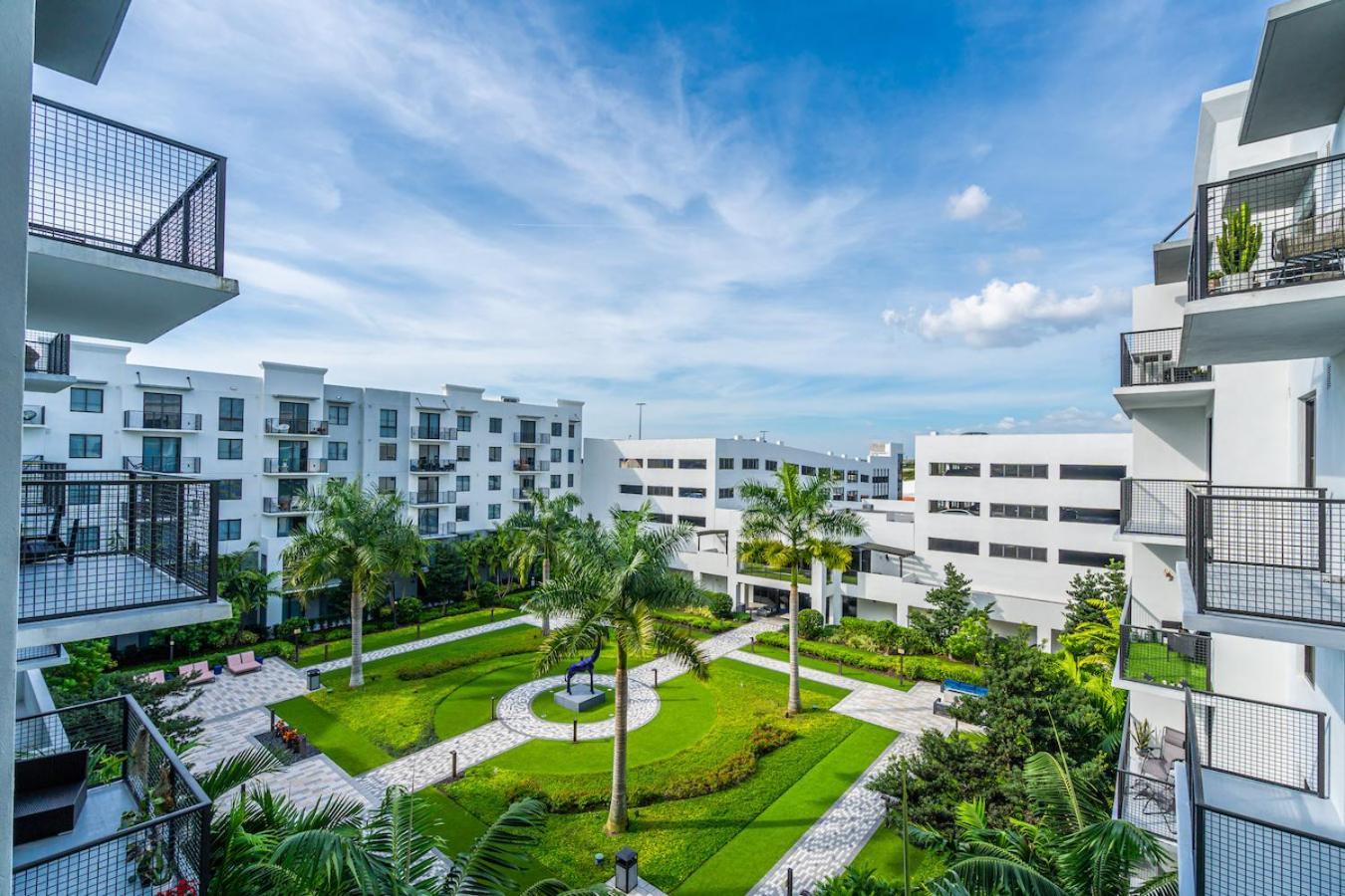 Tranquil 1 Bed Escape In Doral With Free Parking Appartement Hialeah Gardens
